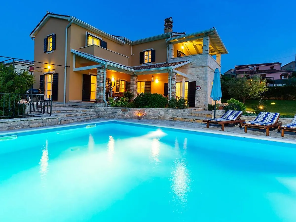 Villa Salvea With Heated Pool Montižana Chorvatsko